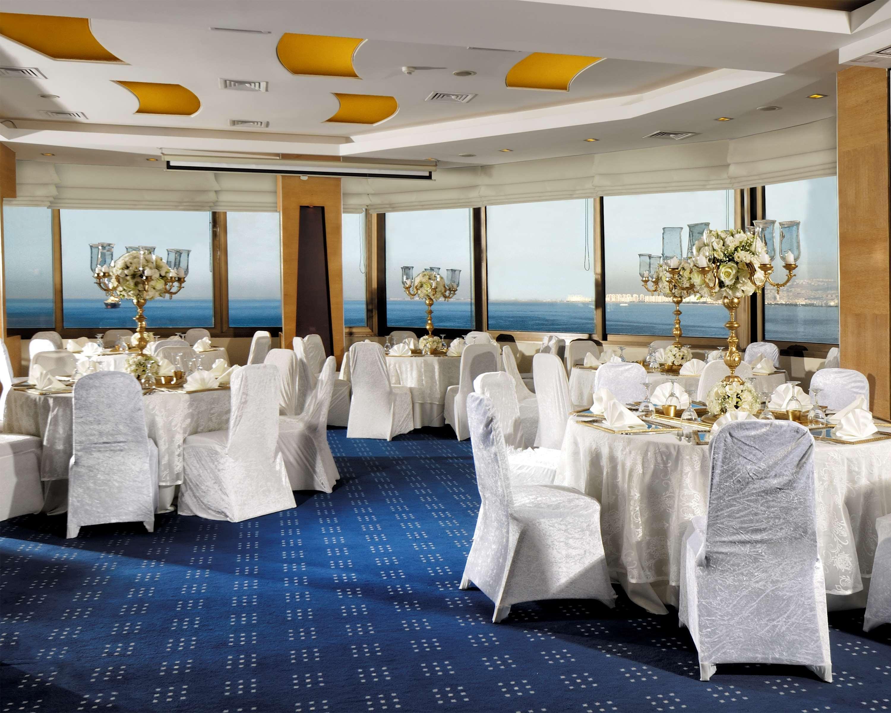 Best Western Plus Hotel Konak Izmir Exterior photo