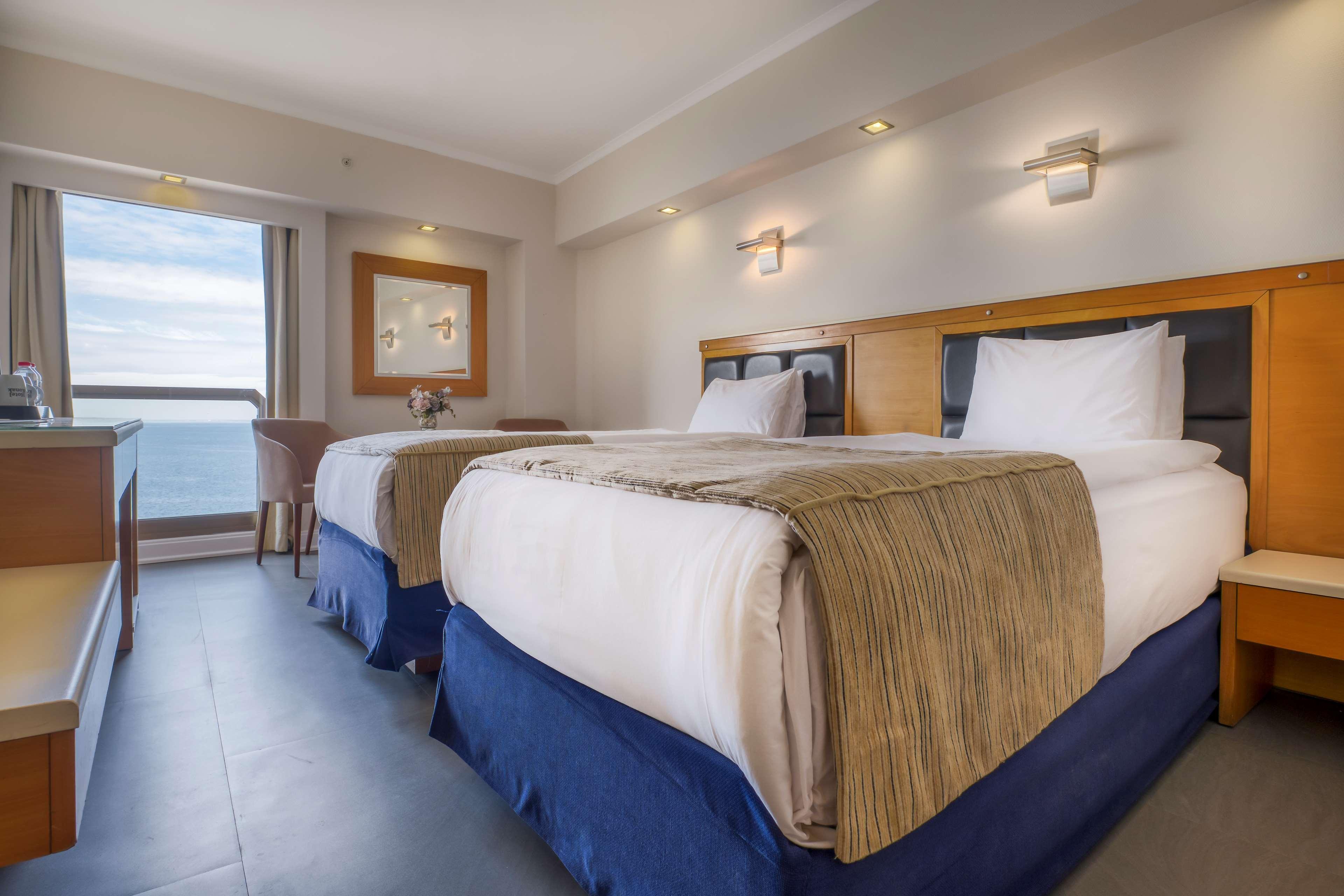 Best Western Plus Hotel Konak Izmir Exterior photo