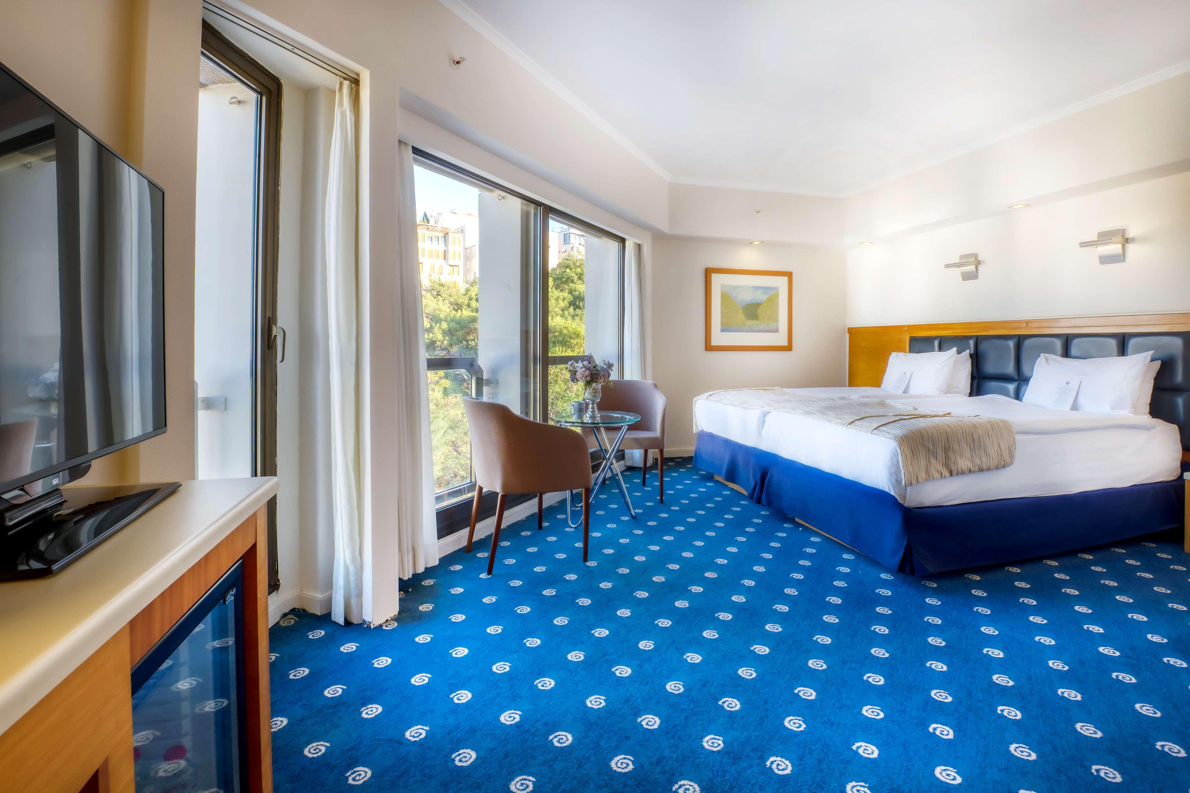 Best Western Plus Hotel Konak Izmir Exterior photo