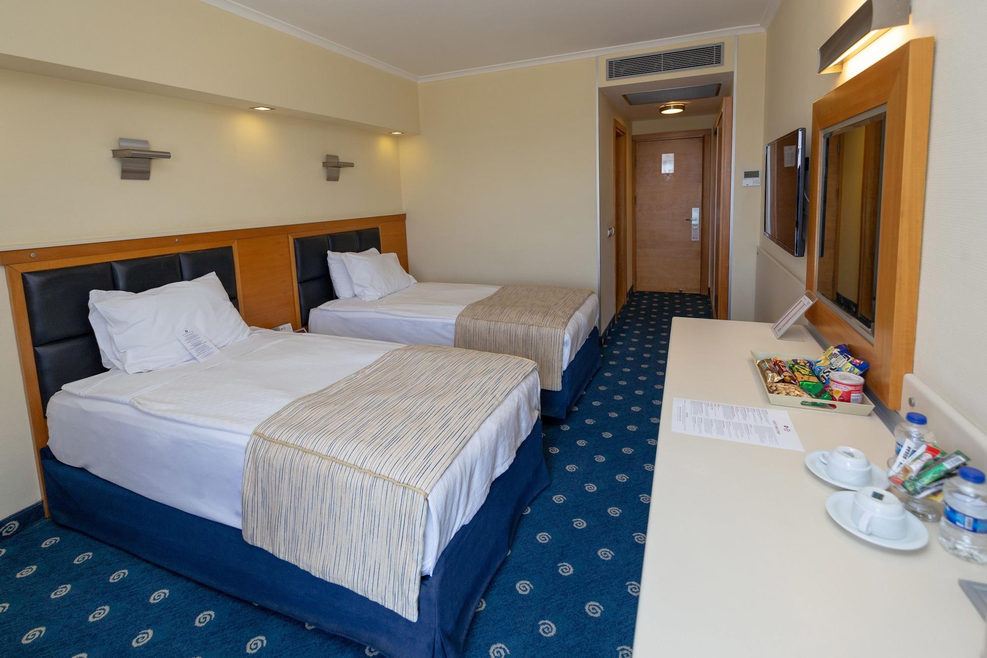 Best Western Plus Hotel Konak Izmir Exterior photo